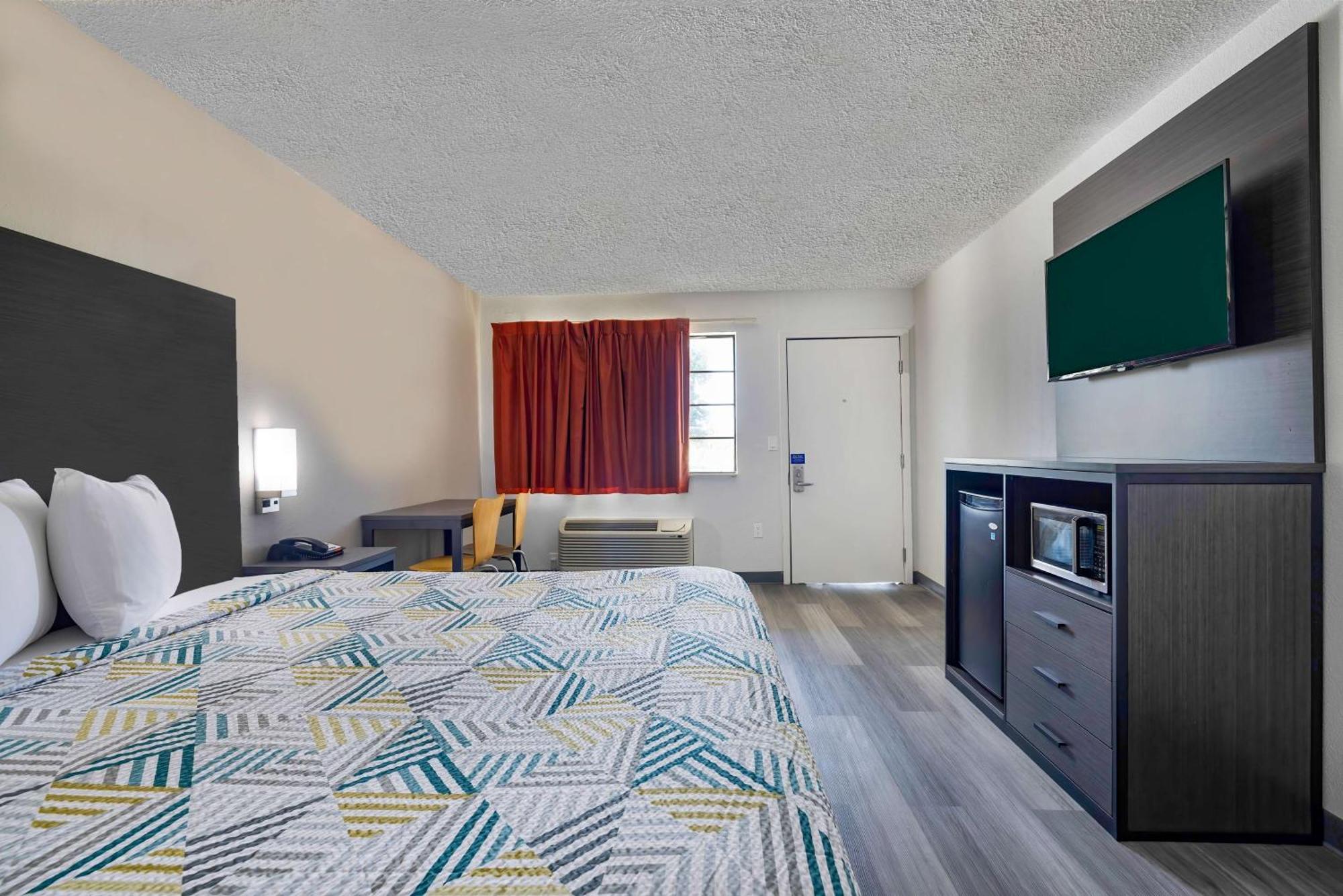 Motel 6 Lake Charles, La Bagian luar foto