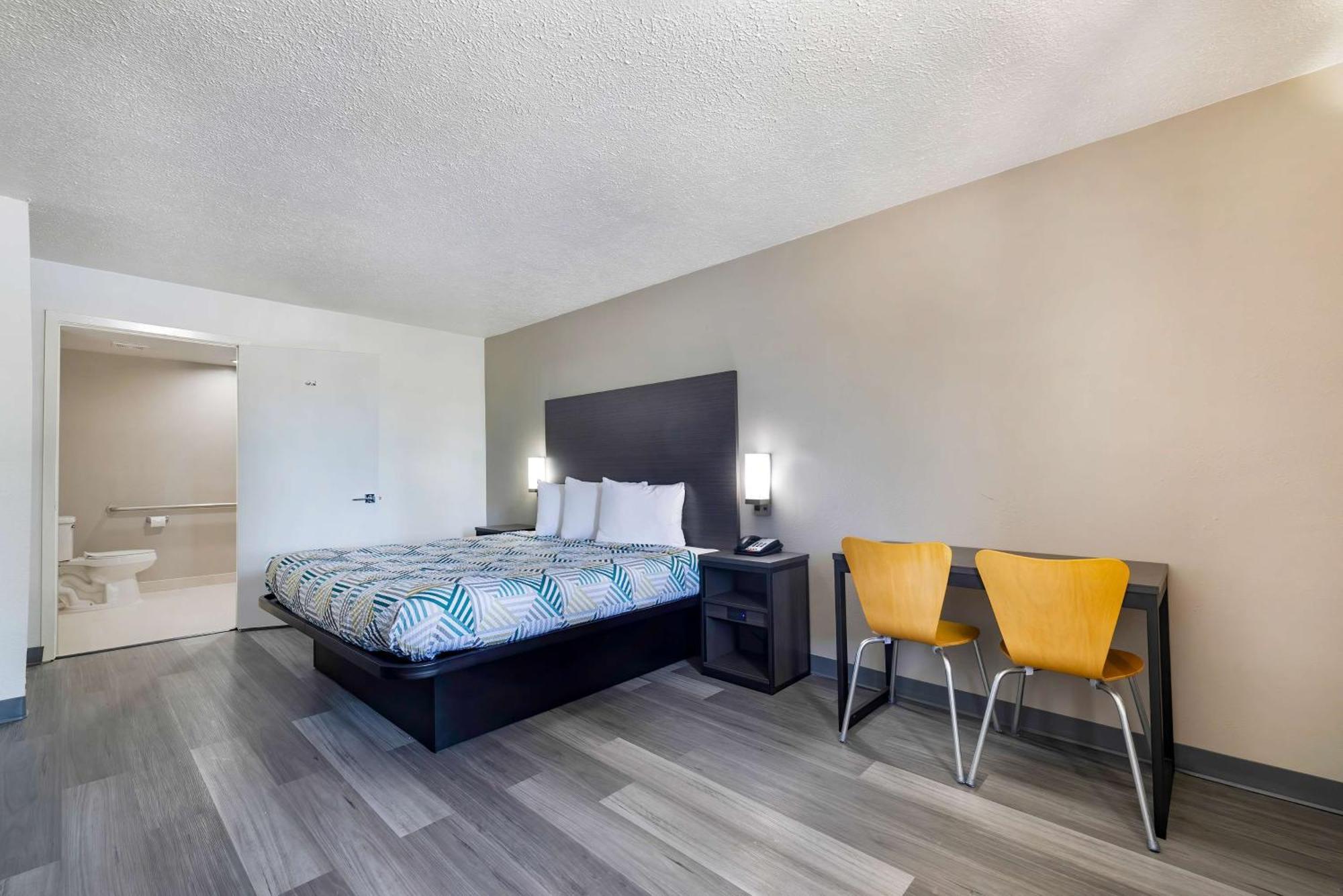 Motel 6 Lake Charles, La Bagian luar foto
