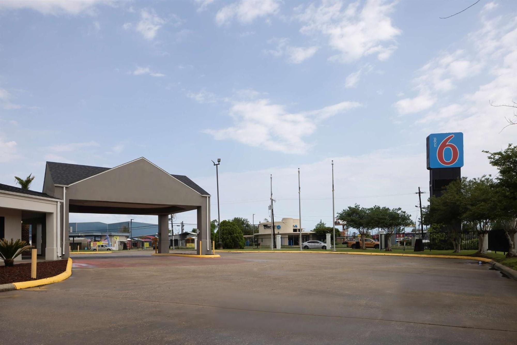 Motel 6 Lake Charles, La Bagian luar foto