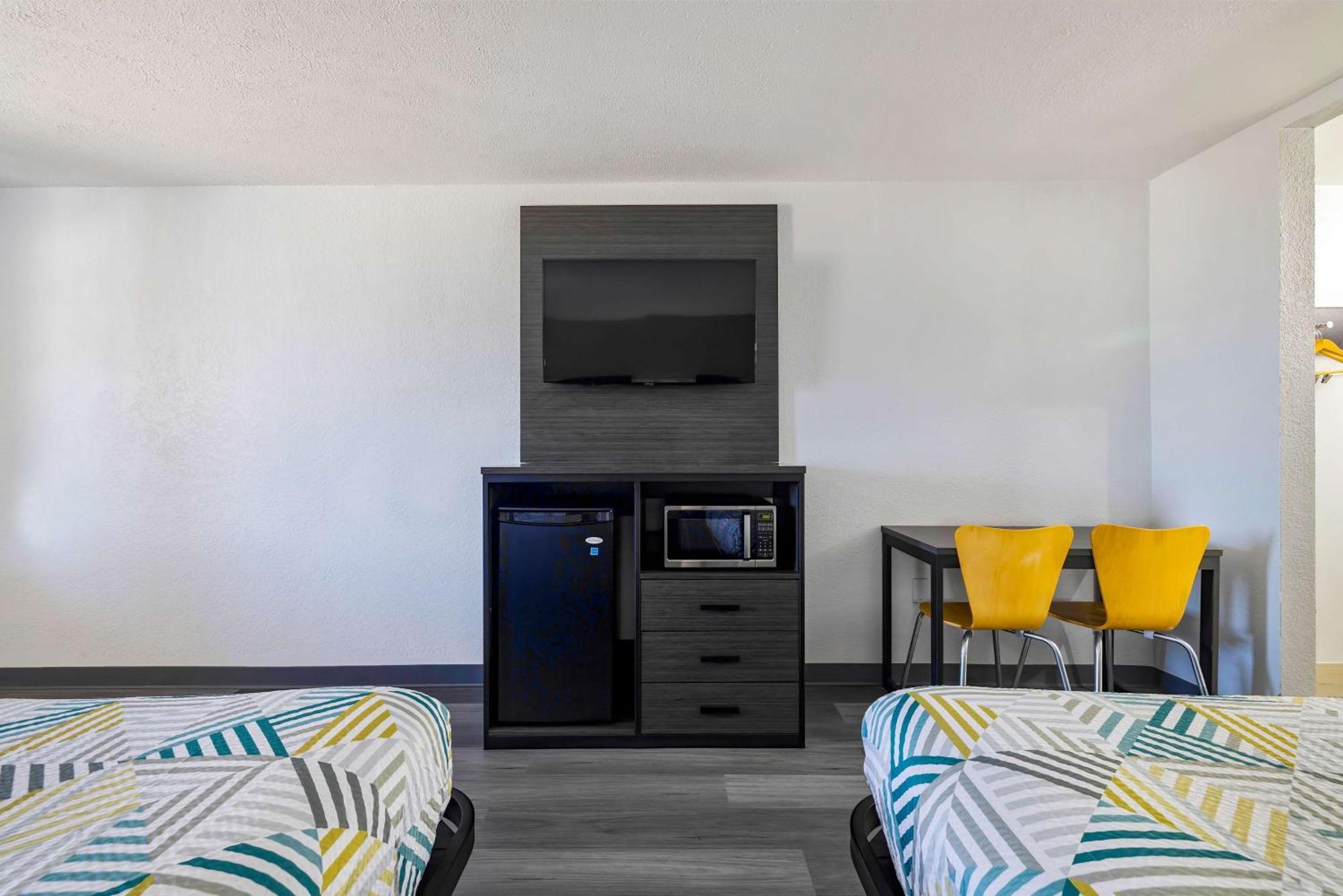Motel 6 Lake Charles, La Bagian luar foto