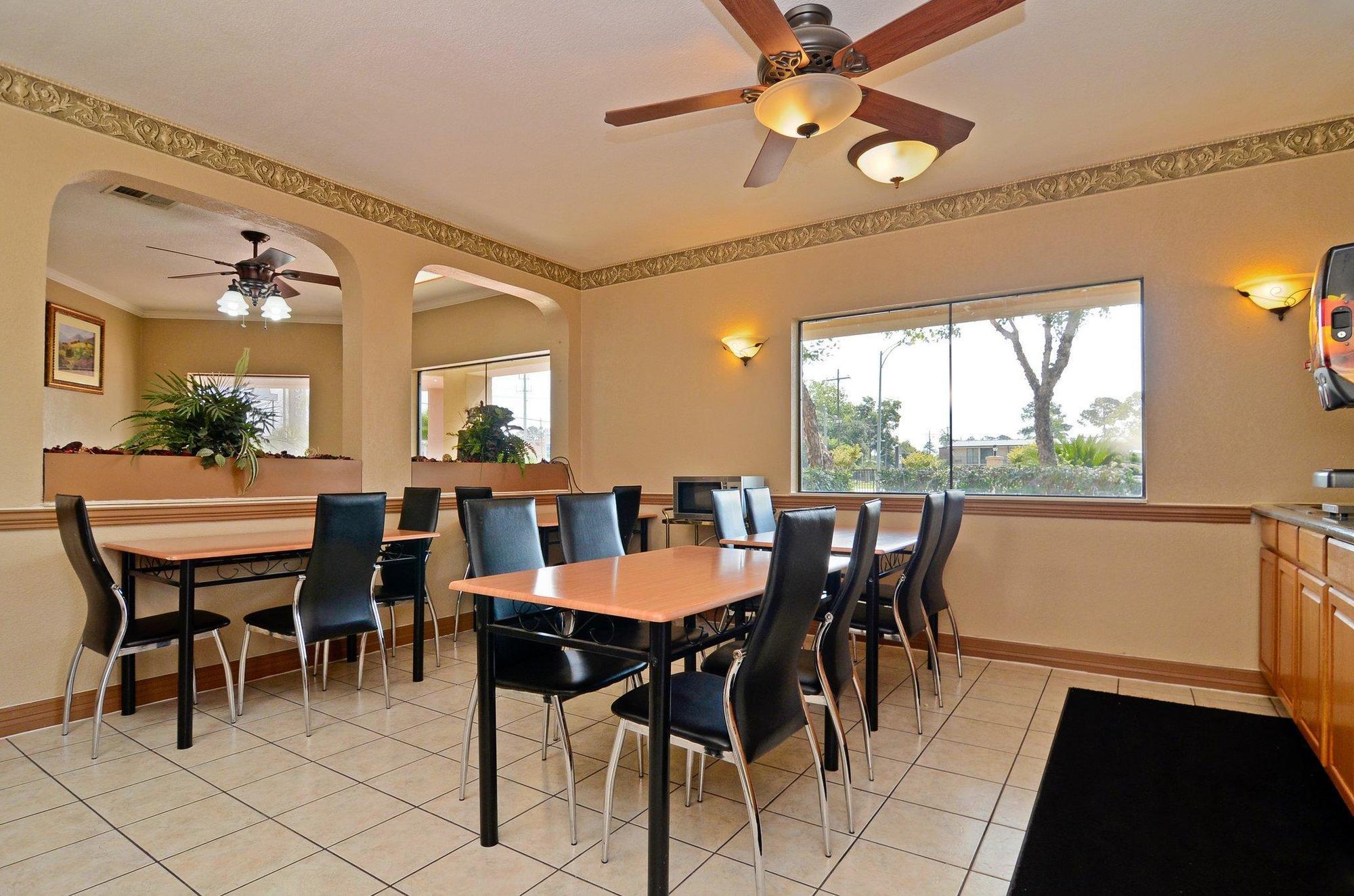 Motel 6 Lake Charles, La Bagian luar foto